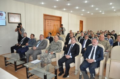 Kars'ta Bağımlılıkla Mücadele Toplantısı Yapıldı