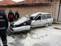 Otomobil Tıra Çarptı Açıklaması 1 Yaralı