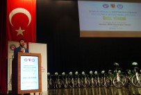 RAMAZAN ACAR - Bursa'da 'Bir Bilenle, Bilge Nesil' Ödülleri Verildi