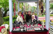 ANNELER GÜNÜ - Erdekli Annelerden Özel Stant