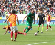 MUSTAFA EMRE EYISOY - Galatasaray Uzatmalarda Kazandı