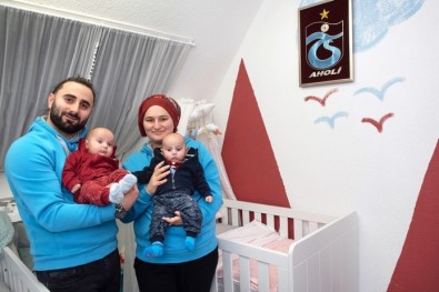 Hollanda'da Türk Gencinden Örnek Davranış