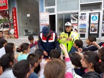 Kargı'da Trafik Standı Açıldı Haberi