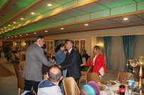 ALI SıRMALı - Kaymakam Sırmalı, Şehit Aileleri Ve Gaziler Onuruna İftar Yemeği Verdi