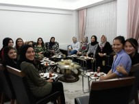 BANGLADEŞ - Bir Sofrada Kocaman Bir Dünya