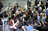 TÜRK METAL SENDIKASı - Kongrede Gergin Anlar Yaşandı