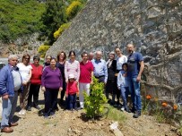 ANNELER GÜNÜ - Ölen 24 Vatandaş Unutulmadı