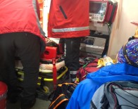 YARALI DAĞCI - Rize'de Yaralanan Dağcıya 5 Saatlik Çalışma Sonrası Ulaşıldı