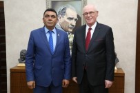 GAZILER - Şehit Ailelerinden Kazım Kurt'a Destek Teşekkürü