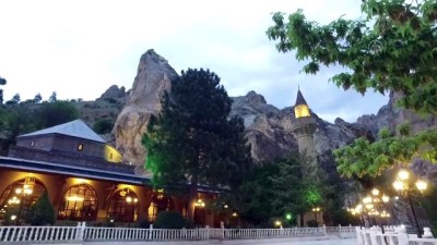 Somuncu Baba Külliyesi'nde İftar Geleneği Sürüyor