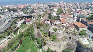 Trabzon'da Dernek Başkanından 'Kale İçinde Cumbalı Evler Yapılsın' Önerisi