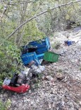 ÇAPA MOTORU - Anamur'da Çapa Motoru Devrildi Açıklaması 2 Ölü, 1 Yaralı