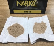 ADıYAMAN GÖLBAŞı - Araçta Eroin Maddesi Ele Geçirildi
