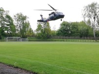 FUTBOL MAÇI - Bakan Sahaya İndi, Maça Ara Verildi