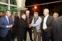 NECMETTİN ERBAKAN - Başkan Büyükkılıç Annelere Çiçek, Çocuklara Hediye Verdi