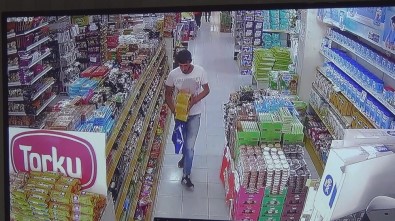 Bebek Mamalarını Çalıp Kaçtı