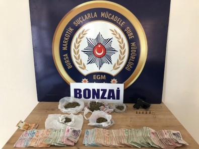 Bursa'da Uyuşturucu Operasyonu Açıklaması 12 Gözaltı