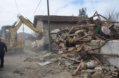 (Özel) Acıpayam'daki Depremzedelere Ev Müjdesi