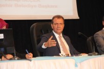 Seçer, 'Paraya İhtiyacımız Var' Diyerek Meclisten Borçlanma Yetkisi İstedi