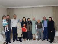 ŞEHİT AİLESİ - Şehit Ailesiyle İftar Yaptılar