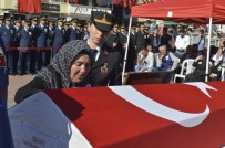 CENAZE NAMAZI - Şehit Uzman Çavuş Toprağa Verildi