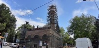 CAMİİ - Tarihî Caminin Tadilatı Minaredeki Sorun Sebebiyle Durmuş