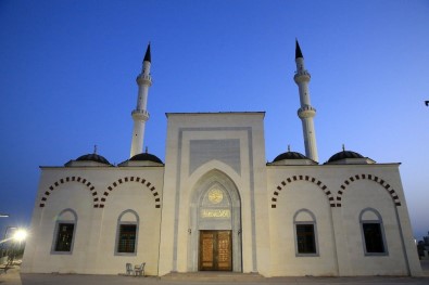 2. Abdülhamid Han Camii Cibuti'nin Simgesi Oldu