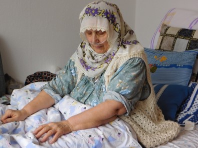 Almanya'da Yanlış Tedavi Uygulandığını İddia Eden Nesrin Teyze Hayatını Kaybetti