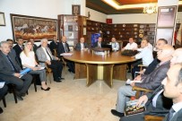 ŞEHİR İÇİ - Belediye Başkanı Arı, Birim Müdürleri İle Projeleri Değerlendirdi