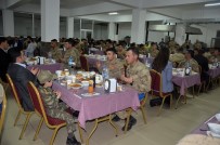 EMNİYET AMİRİ - Beytüşşebap Protokolü, Mehmetçik İle İftarda Buluştu