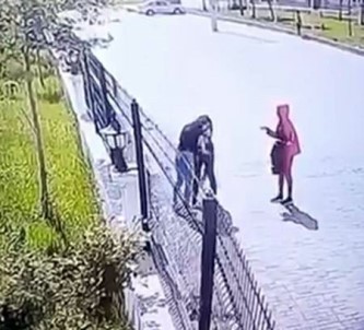 Diyarbakır'da Kızlar Arasında Kavga