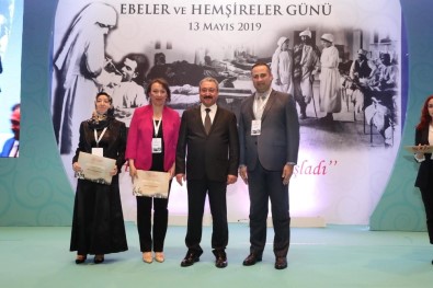 Erzincan'da Yılın En Başarılı Ebe Ve Hemşiresine Ödül