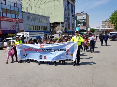 Iğdır'da Trafik Haftası Etkinliği