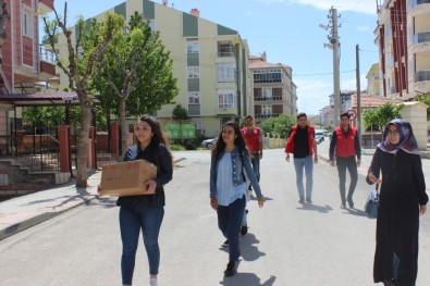 Karaman'da KYK'lı Gençlerden Anlamlı Yardım