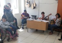 OYUNCAK KÜTÜPHANESİ - 'Oyuncak Kütüphanesi Projesi' İki Okul Arasında Bağ Kurdu