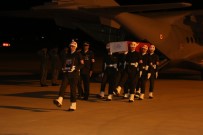 ŞEHİT ANNESİ - 'Şehit Olursam Kardeşlerim Giyer' Deyip Yıkattığı Askeri Kamuflajını Evde Bırakmış