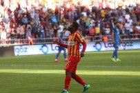 ASAMOAH GYAN - Asamoah, Gollerine Antrenmanda Da Devam Etti