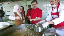 Asırlık Aş Ocağının Kazanları Ramazanda Da Kaynıyor