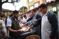 SOMUNCU BABA - Başkan Dündar, İftar Yemeği Dağıttı