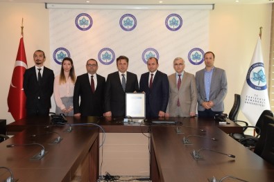 ESOGÜ Öğrencisinin 'Mükemmeliyet Mührü' Ödülü Alan Projesi Tanıtıldı