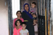 Evi Yanan 15 Kişilik Aile Yardım Bekliyor