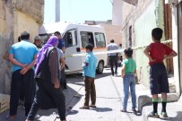 Freni Patlayan Minibüs Çocukların Arasına Daldı Açıklaması 7 Yaralı