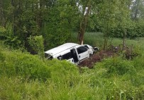 Kamyonet Şarampole Yuvarlandı Açıklaması 1 Yaralı