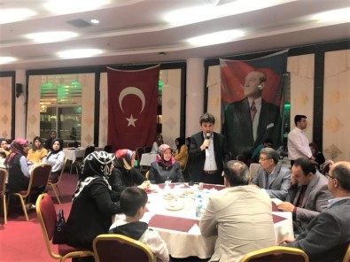 Kitap Kurtları İftarda Bir Araya Geldi