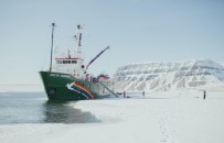 GREENPEACE - Kuzey Kutbu'nda Buzdan Enstrümanlarla Konser