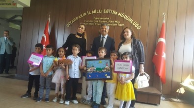 Minik Öğrenciler Öğretmenleri İle Birlikte Milli Eğitim Müdürü Taşçıer'i Ziyaret Etti