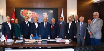 Türk Dünyası Parlamenterler Birliği'nden Başkan Altınok'a Ziyaret