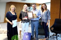 HAYVAN HAKLARı FEDERASYONU - Başkan Sandal'a Deve Güreşleri Kararından Dolayı Teşekkür Belgesi