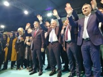 BAŞKAN ADAYI - Binali Yıldırım, Sultangazi Seçmen Buluşmasına Katıldı