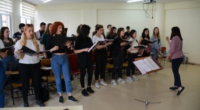 Devlet Konservatuvarı Gençlik Korosu'ndan 19 Mayıs'a Özel Konser
